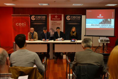 La Junta aboga por la puesta en marcha de medidas de formación e información para frenar el acoso laboral