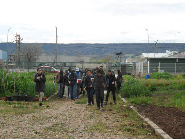 Una delegación angoleña se interesa por el proyecto de los Huertos Ecosociales de Azuqueca