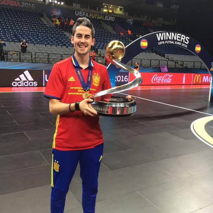 Ángel Orejón, actual entrenador del FSF Alovera, campeón de Europa en Serbia 2016