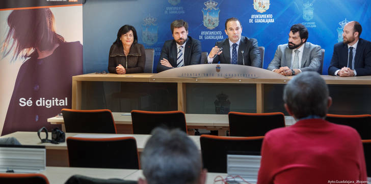 Ayuntamiento de Guadalajara, Orange y EOI se unen para promover las nuevas tecnologías entre las empresas