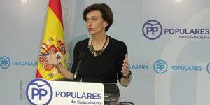 Ana González denuncia un nuevo engaño de Page a Guadalajara con el campus universitario