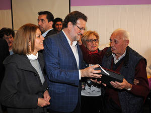 Rajoy con Cospedal en Toledo : “Voy a seguir luchando por España y el interés general de los españoles, no me voy a rendir”