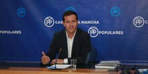 Velázquez: El pasado Pleno fue el primero de la historia en las Cortes en el que se levanta la sesión sin haber finalizado la votación