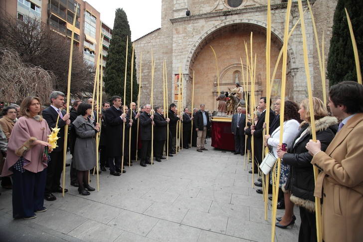 Fieles y turistas abarrotan San Ginés este Domingo de Ramos en Guadalajara