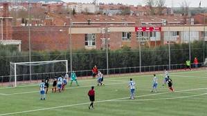 Hogar y Dínamo logran unas tablas que no dejan a nadie contento en el derbi alcarreño