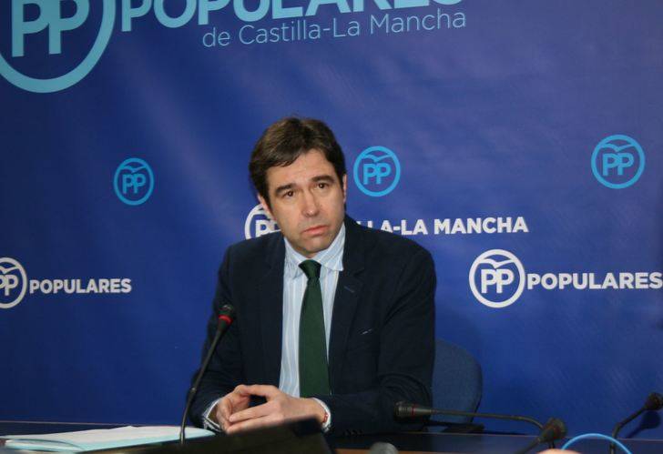 Robisco: Defendemos que cuantas más plazas se oferten en las oposiciones de maestros mejor, pero respetando siempre la legalidad