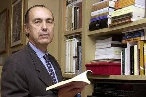 Luis Alberto de Cuenca, nombrado Arcipreste del Año 2016