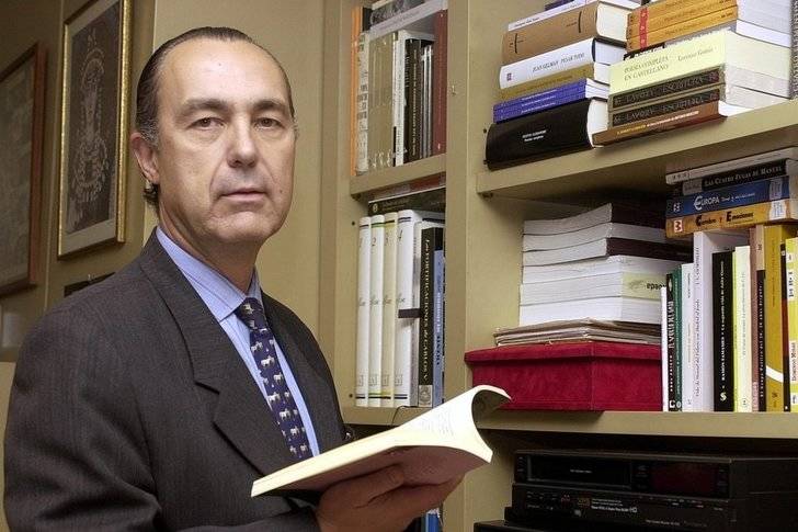 Luis Alberto de Cuenca, nombrado Arcipreste del Año 2016