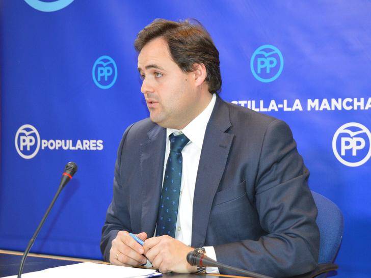 Núñez denuncia la hipocresía de Page al presentar la eliminación de la asistencia religiosa en hospitales en plena Semana Santa