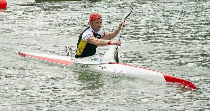 Ernesto Goribar consigue la tercera posicion en la Copa de España de Media Maratón de Piragüismo