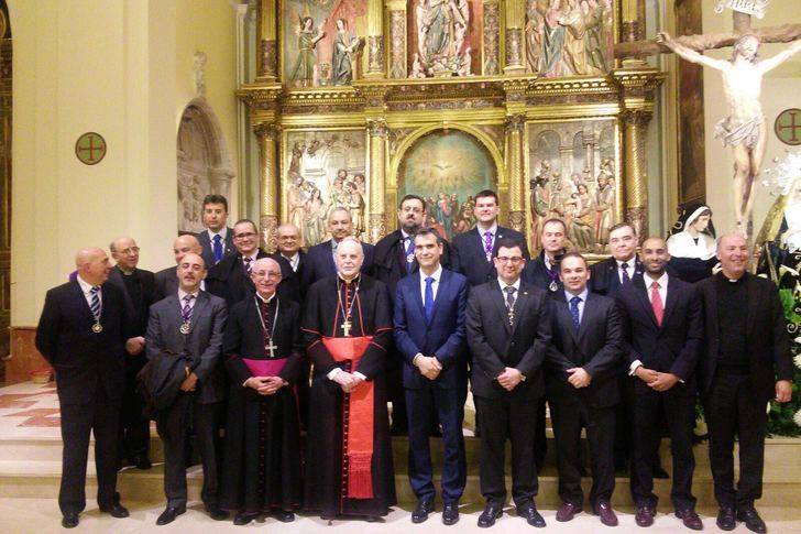 Román: Esta escultura muestra el respaldo del Ayuntamiento de Guadalajara a la Semana Santa