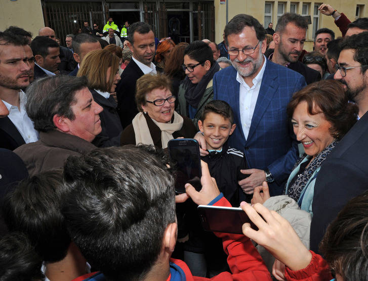 Rajoy con Cospedal en Toledo : Voy a seguir luchando por España y el interés general de los españoles, no me voy a rendir