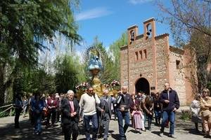 Yunquera de Henares y Heras de Ayuso hermanadas en torno a la Virgen de la Granja en la festividad de San Cleto