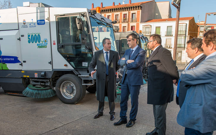 Guadalajara estrena nuevos vehículos y maquinaria de limpieza y recogida de residuos