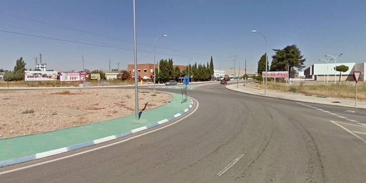 Un trabajador pierde las dos piernas al quedar atrapado en la prensa de una empresa del Polígono El Henares