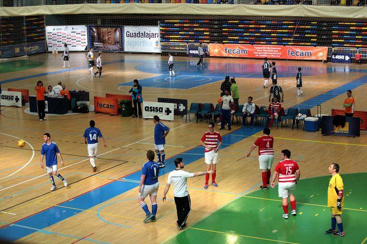Más de un centenar de deportistas de Castilla-La Mancha disfrutaron del Fútbol Sala en Guadalajara