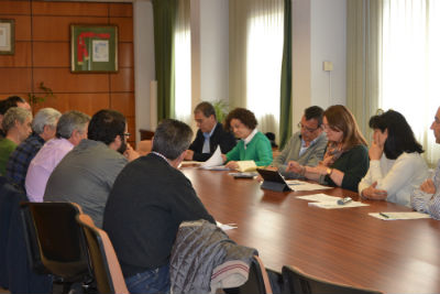 La directora general el Agricultura y Ganadería de la Junta analiza la situación del sector con las organizaciones agrarias