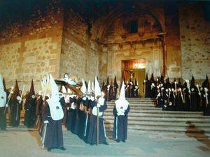 Actos religiosos, exposiciones, deporte, solidaridad y teatro en la Semana Santa Jadraqueña