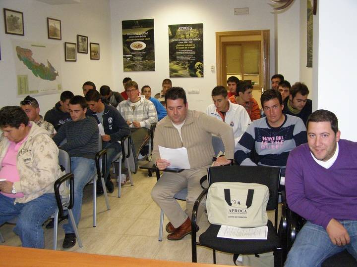 APROCA organiza un curso para formar especialistas en control de especies cinegéticas depredadoras