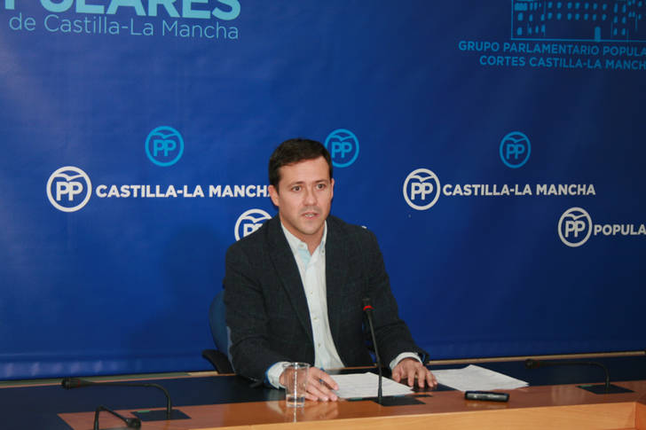 Velázquez denuncia que Page va a cerrar tres quirófanos del Hospital de Parapléjicos en los meses de verano