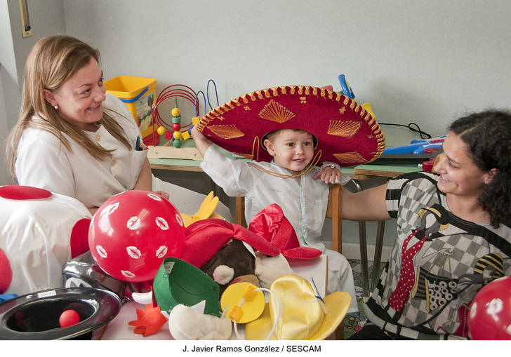 El Hospital de Guadalajara celebró el Día del Niño Hospitalizado con cuentos y un photocall para sus pacientes más jóvenes