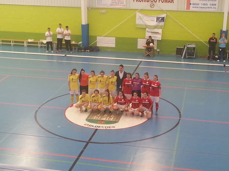 Las chicas del Alovera dan una lección de fútbol en el municipal de Chiloeches