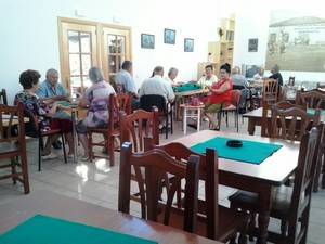 Los mayores de ‘Las Castillas’ denuncian que la Junta les quiere llevar a un lugar ‘lúgubre e inhóspito”