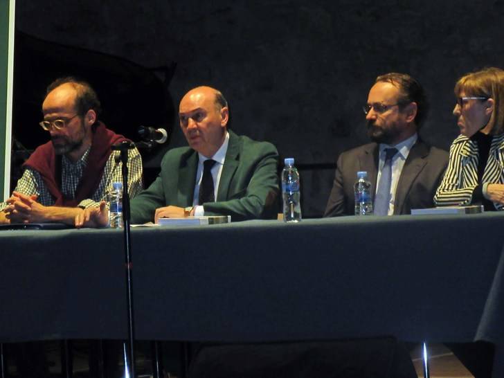 El historiador Luis Gorrochategui desvela la historia de la Contra Armada en Sigüenza Universitaria