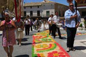 Las calles de Almonacid se llenarán de color con las Alfombras del Corpus