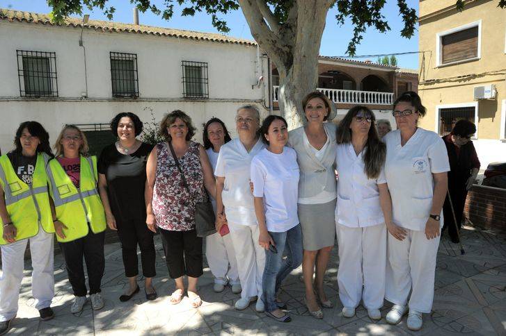 Cospedal defiende el mismo acceso a los servicios para los que viven en pequeños municipios como para los que viven en las grandes ciudades