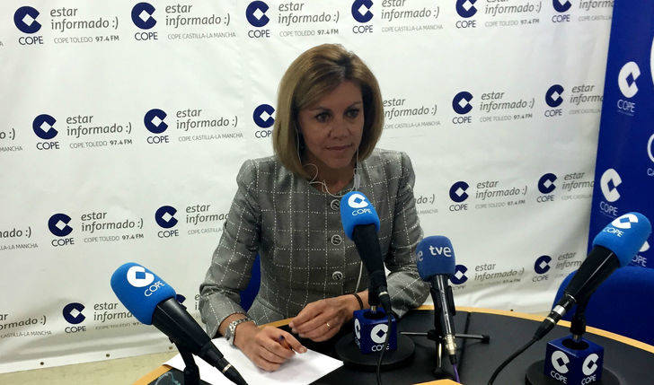 Cospedal recuerda que ofreció apoyar los presupuestos regionales si no se subían los impuestos, pero Page ha preferido pactar con Podemos y subirlos