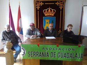 Condemios de Arriba celebra una ponencia sobre el marco regulador de la setas