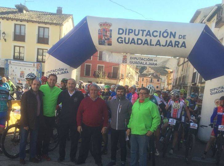 Más de 150 ciclistas disfrutaron del X Encuentro Mountain Bike de Tendilla