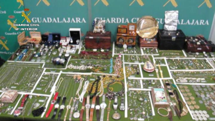 La Guardia Civil desarticula un grupo criminal organizado dedicado al robo en viviendas, establecimientos y vehículos en poblaciones del Corredor del Henares