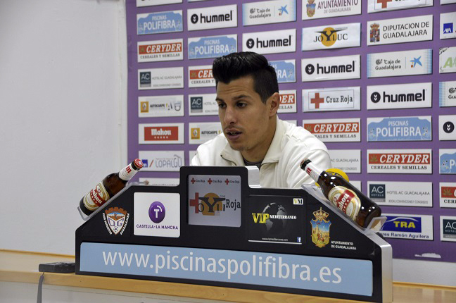 Kevin Ulbrich: El equipo va a dar el cien por cien y va a morir por este club