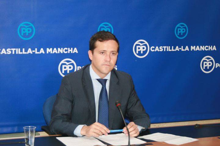 Velázquez: Page miente con algo tan sensible como son las ayudas para las personas que más lo necesitan