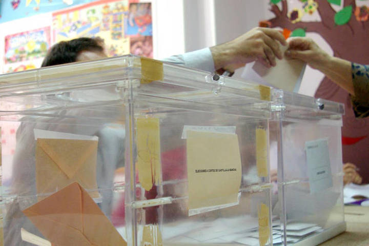 Cruz Roja y Protección Civil facilitarán el voto a las personas con problemas de movilidad en Azuqueca