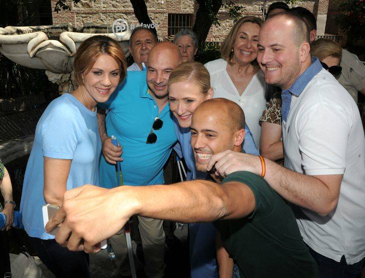 Cospedal destaca que el PP ha garantizado la sociedad del bienestar en toda España después de los recortes y la ruina que dejó el PSOE