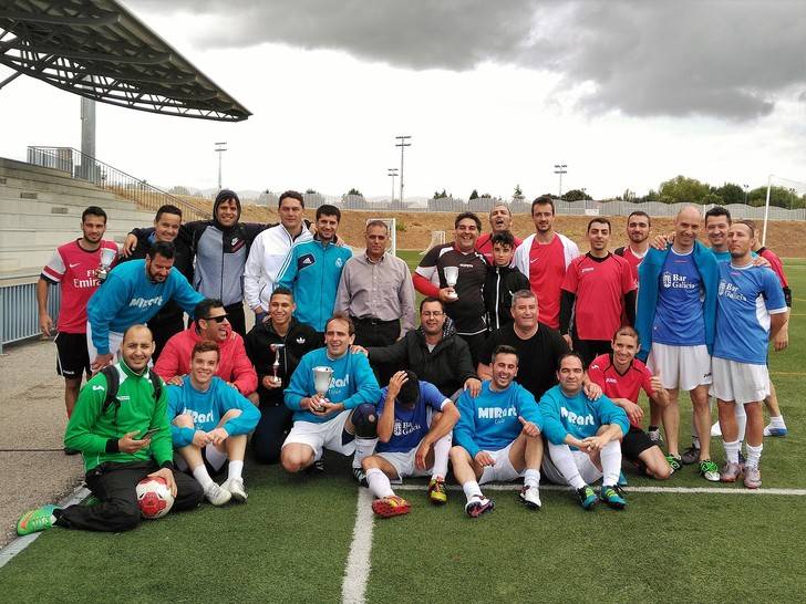 CDB Navarrosa-Bar gana la Copa Municipal de Fútbol 7 en Alovera