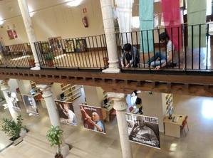 Una exposición en la Biblioteca propone un recorrido por el Maratón de Cuentos desde 1992