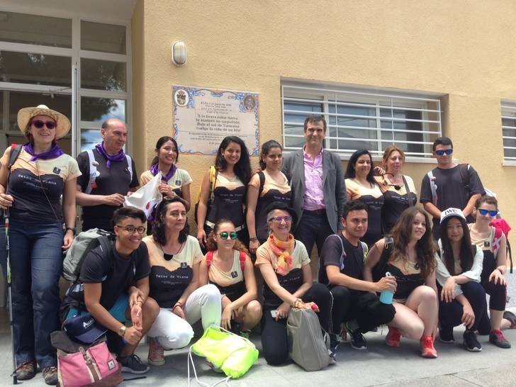 Descubrimiento de una placa en Taracena, en recuerdo a Camilo José Cela