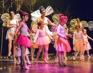 El Festival de la Escuela de Danza de Marchamalo abre boca de cara a la celebración de la Semana Cultural