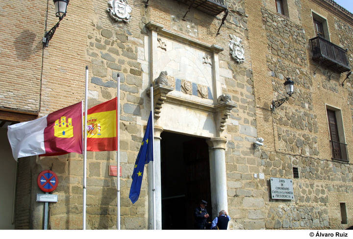 Cabreo en CSIF por el no de Page y Podemos a pagar lo que falta de la extra de 2012