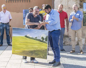 El Concurso de Pintura Rápida volvió a vestir de arte Marchamalo pese a la amenaza de lluvia