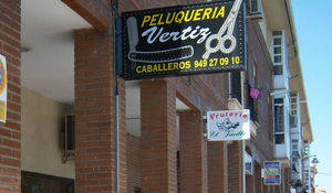 Vecinos y comerciantes valoran positivamente las campañas de promoción del comercio local en Alovera