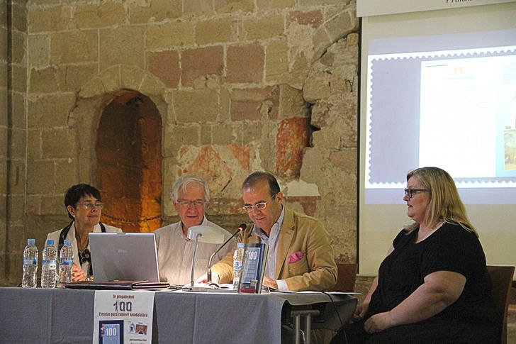 Antonio Herrera Casado presentó en la Iglesia de Santiago de Sigüenza su libro Cien propuestas esenciales para conocer Guadalalajara