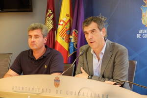 Román presenta la amplia e importante oferta de empleo público para el Ayuntamiento de Guadalajara