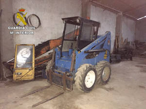 Detienen a dos personas en relación con un robo cometido en una nave agrícola de Muduex