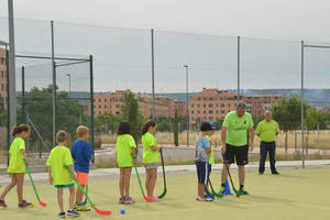 Más de 300 personas participan esta quincena en 'Azuverano16'