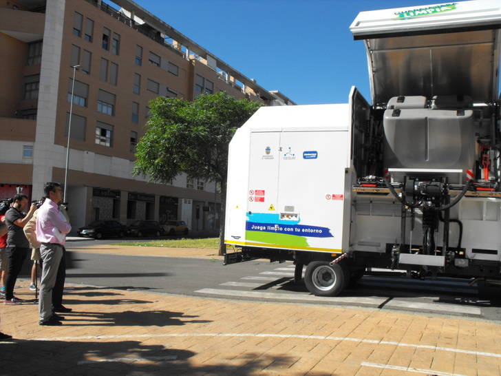 Guadalajara refuerza su servicio de limpieza con la incorporación de dos nuevos equipos